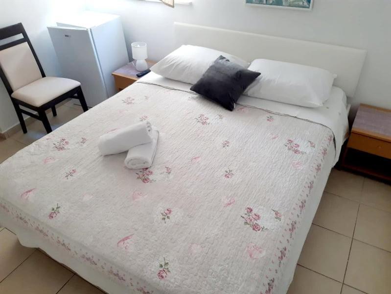 Apartment Luna Tribunj Tribalj Εξωτερικό φωτογραφία